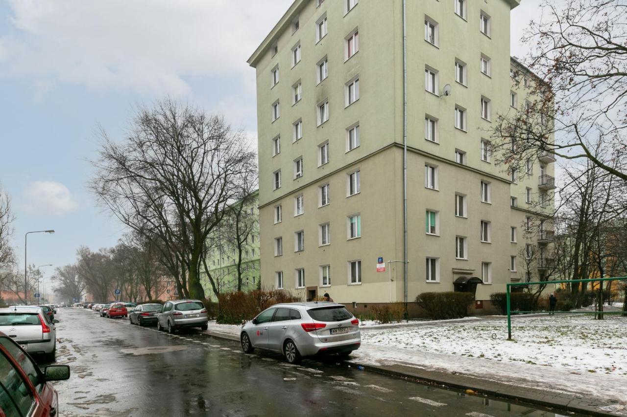 Wola Apartment With Balcony & Close To Metro By Noclegi Renters Warszawa Zewnętrze zdjęcie